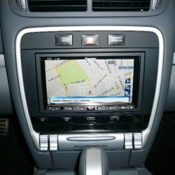 PIONEER HD3 v PORSCHE CAYENNE