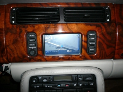 JAGUAR XKR